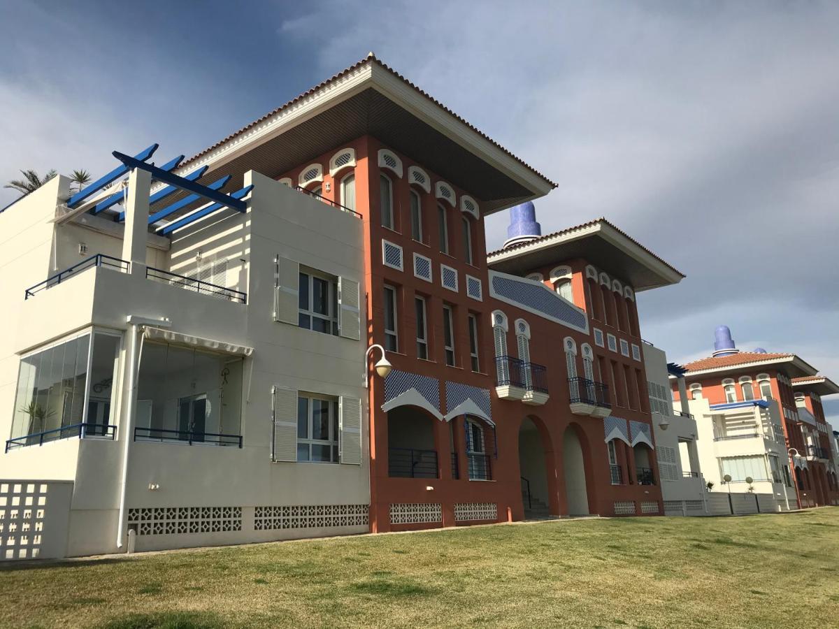 Palacio De La Marina Мохакар Екстериор снимка